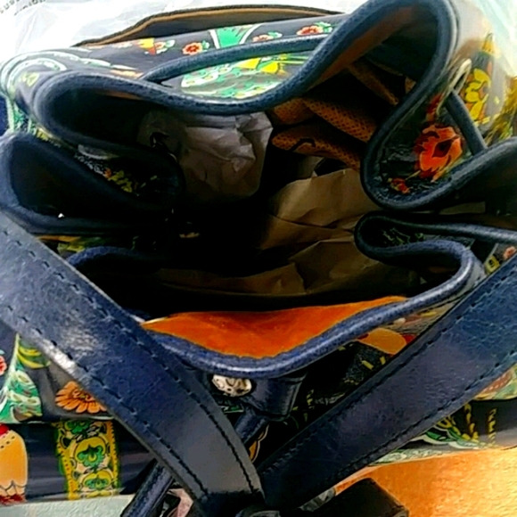 Patricia Nash Leather Drawstring Bucket Bag +pouch - Picture 7 of 15